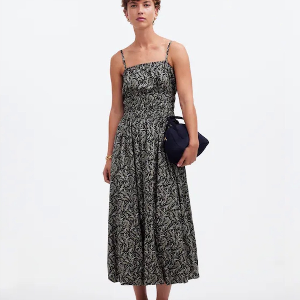 Madewell Sleeveless Bubble hem dress
